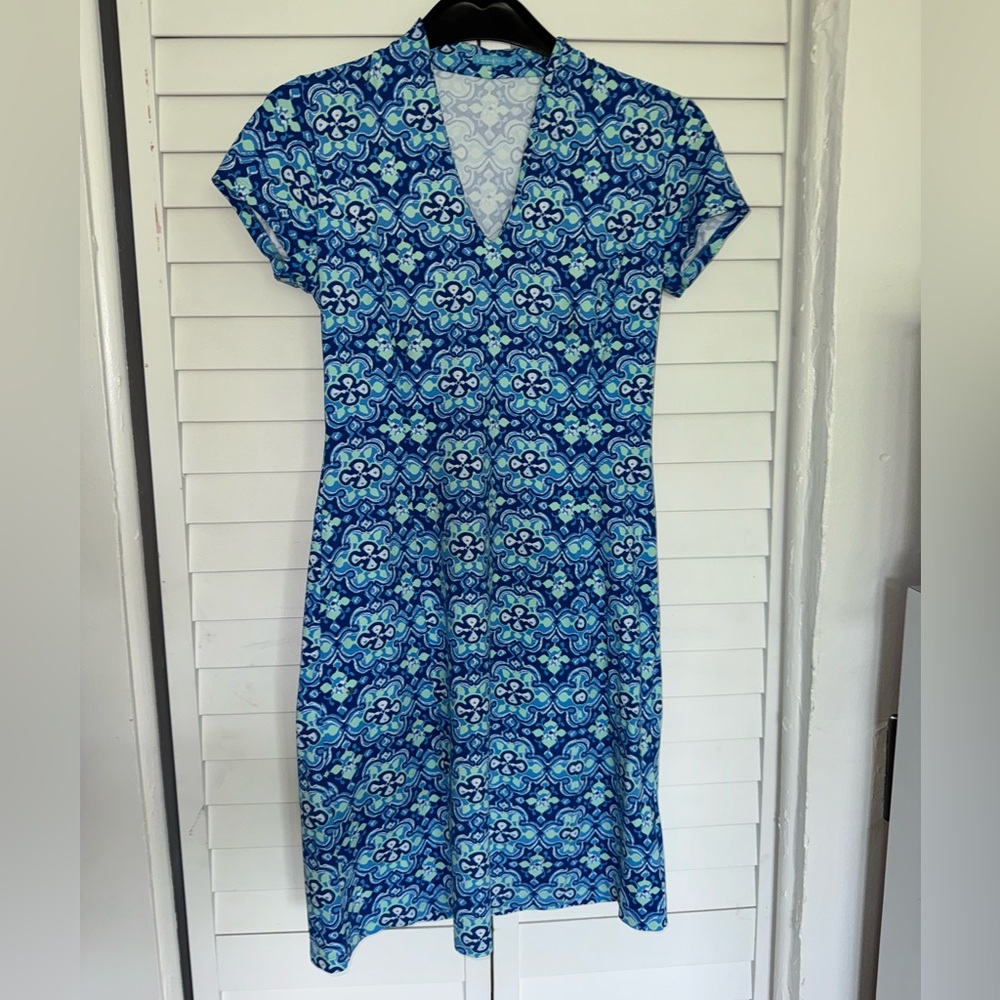 J. McLaughlin Blue and White Patterned Dress